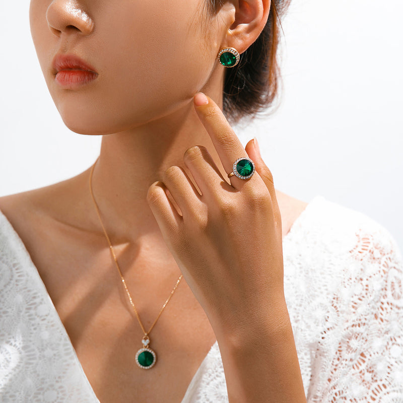 Emerald Jewelry Set